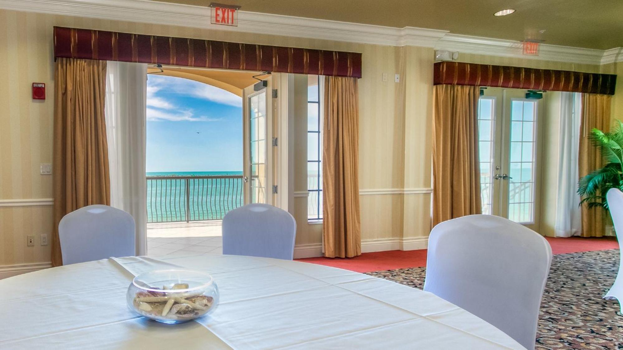 Holiday Inn & Suites Clearwater Beach By Ihg Екстериор снимка